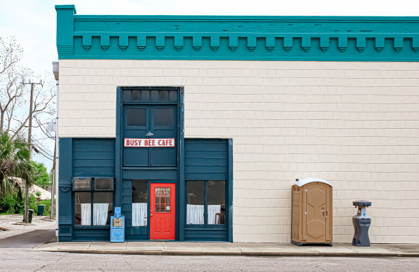 Best Portable restroom trailer rental  in Lakeside, OR